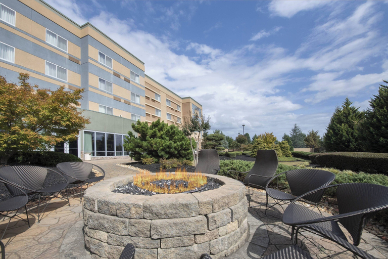 Exterior & Views, Courtyard by Marriott Atlanta McDonough, Henry