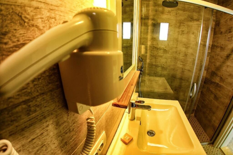 Bathroom 5, Villa Fanti, Çeşme