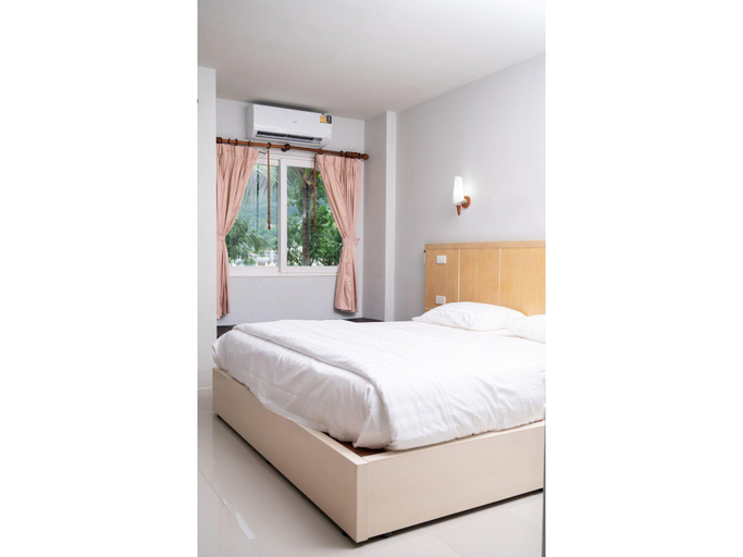 Bedroom 14