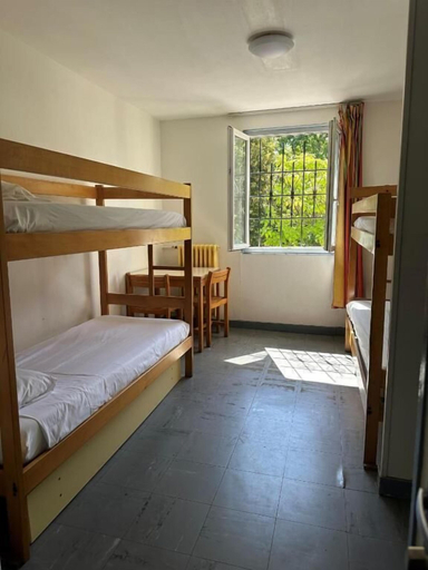 Bedroom 2, Auberge de jeunesse HI Poitiers, Vienne