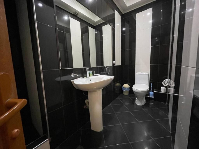 Bathroom 4, Olive Hotel, Yerevan