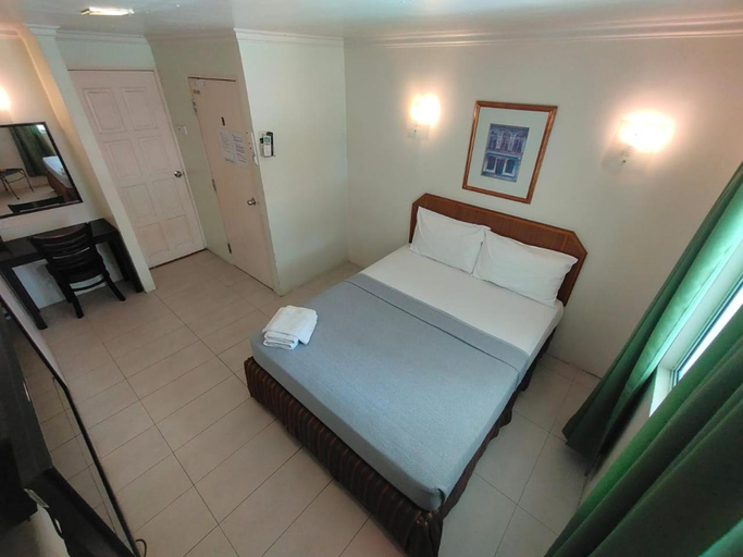 Bedroom 4, TRAVELLERS LODGE, Malacca City