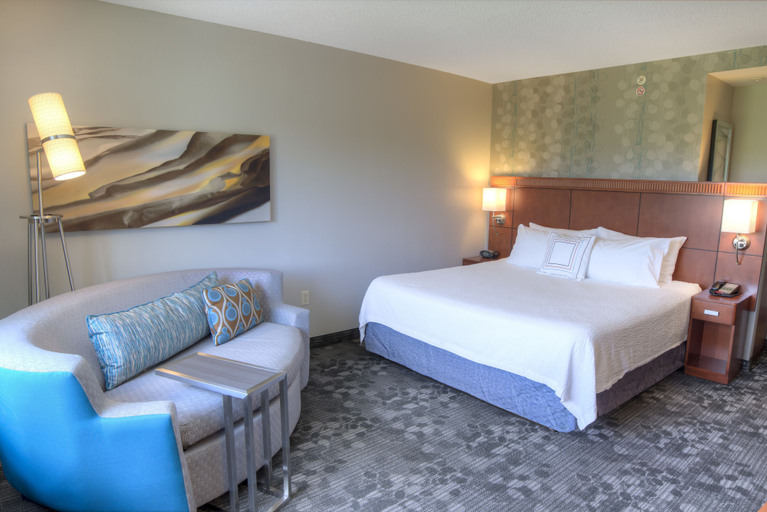 Bedroom 2, Courtyard by Marriott Mobile Daphne/Eastern Shore, Baldwin