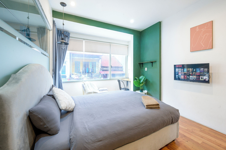 Bedroom 12