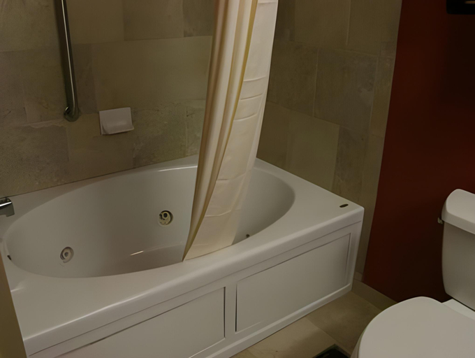Bathroom 15
