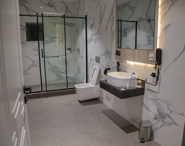 Bathroom 4, The Safron Hotel, Kosofe
