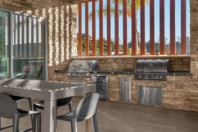 Food & Drinks 5, Home2 Suites By Hilton Eureka, Humboldt