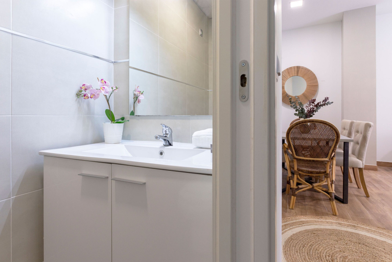 Bathroom 4, Genteel Home Recaredo, Sevilla