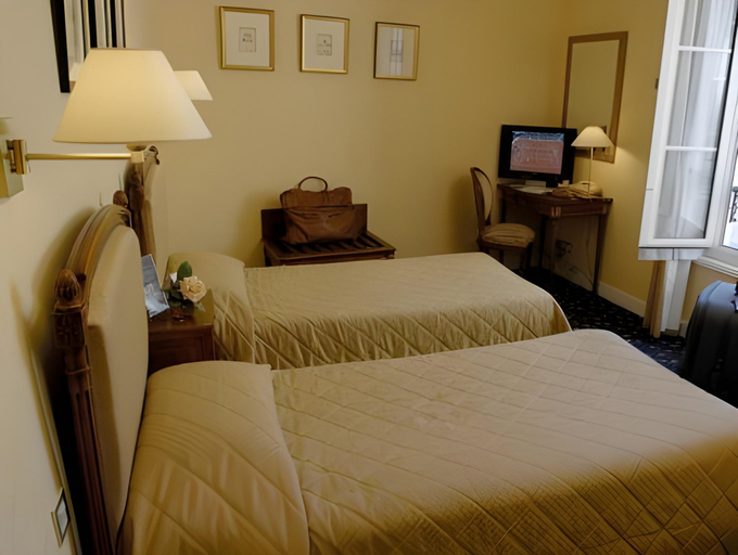 Bedroom 13