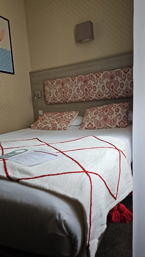 Bedroom 3, Hotel Marguerite, Côtes-d'Armor
