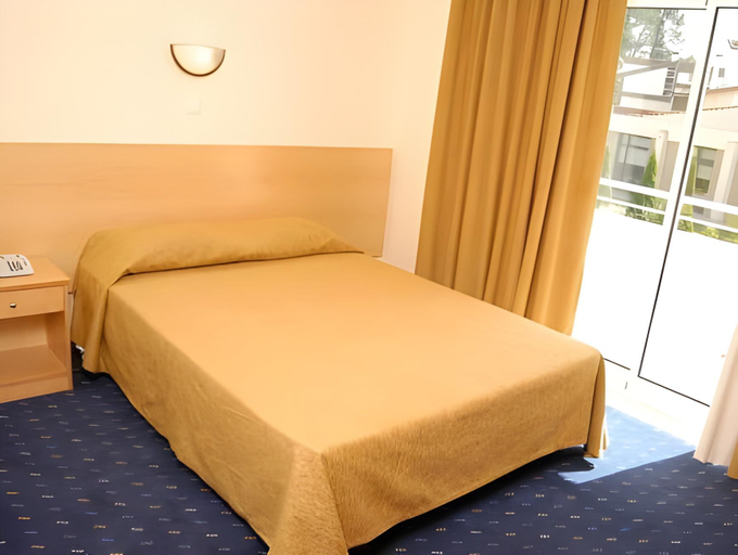 Bedroom 9