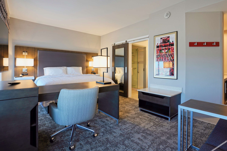 Bedroom 3, Hampton Inn & Suites By Hilton Lubbock University, Lubbock