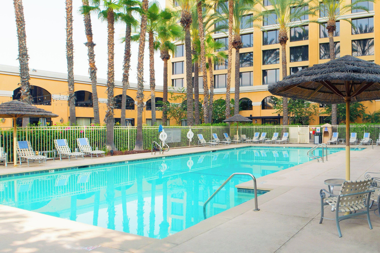 Sport & Beauty 2, Delta Hotels by Marriott Anaheim Garden Grove, Orange