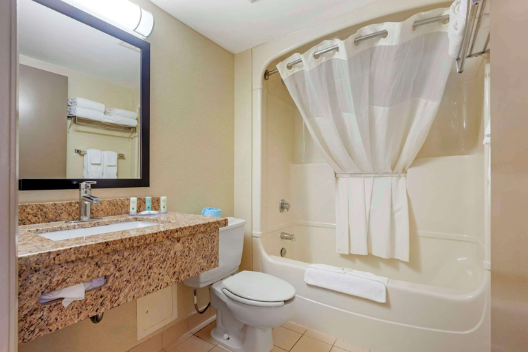 Bathroom 11