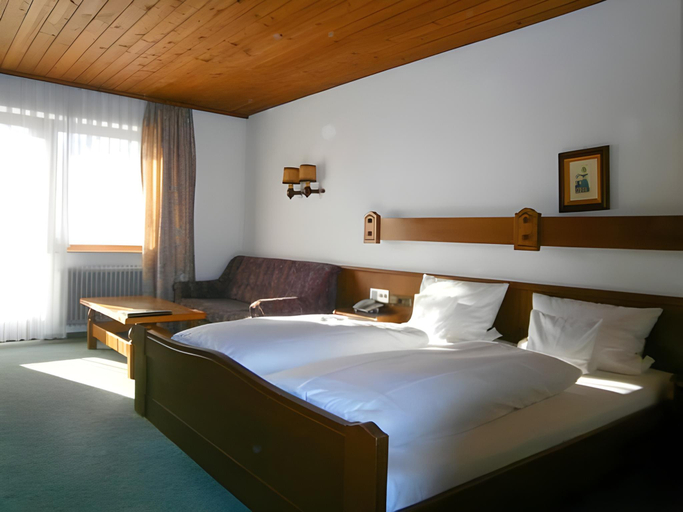 Bedroom 12