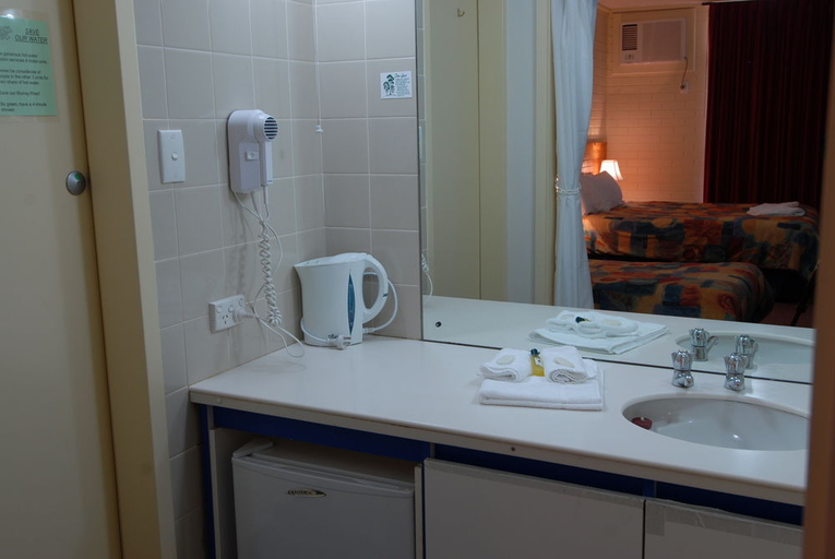 Bathroom 5, The Wine Vine, Barossa - Tanunda