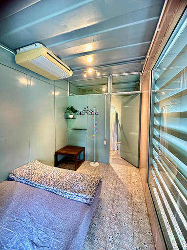 Bedroom 9