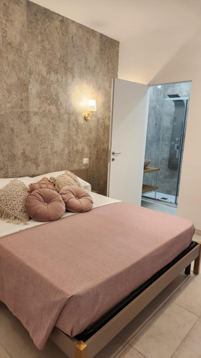 Others 4, B&B Central Vasto con noleggio bici, Chieti