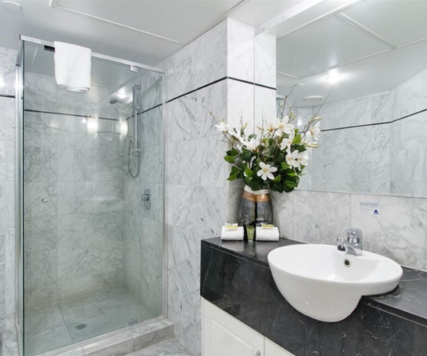 Bathroom 5, Macarthur Chambers, Brisbane
