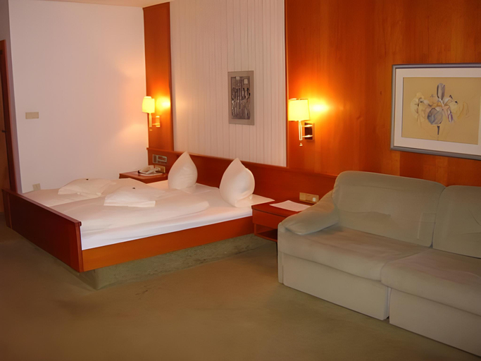 Bedroom 6