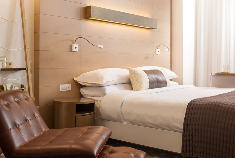 Bedroom 2, The Envoy Hotel, Autograph Collection, Boston