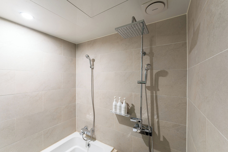 Bathroom 5, BrownDot Hotel Songdo, Yeonsu