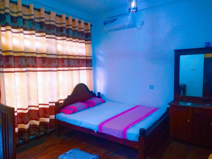 Bedroom 4, Avendhra kedella, Ambalanthota