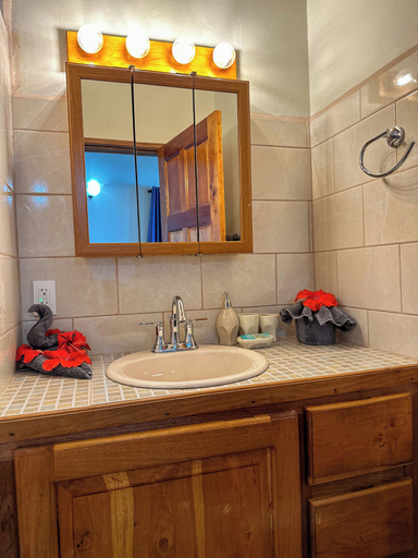 Bathroom 4, Maya Heights Village Resort