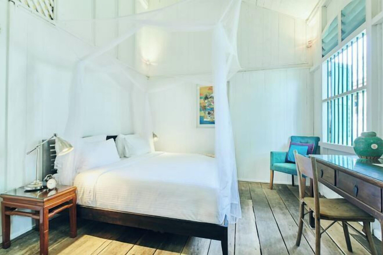 Bedroom 16