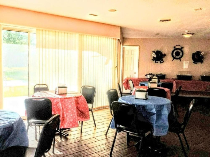Food & Drinks 5, Alvin Extended Stay, Brazoria