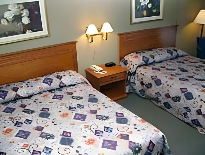 Bedroom 13