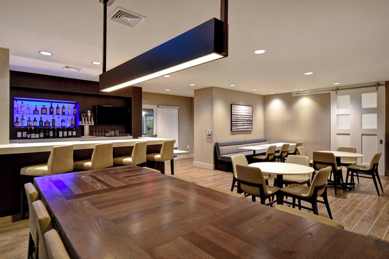 Food & Drinks 5, Residence Inn by Marriott Middletown Goshen, Orange