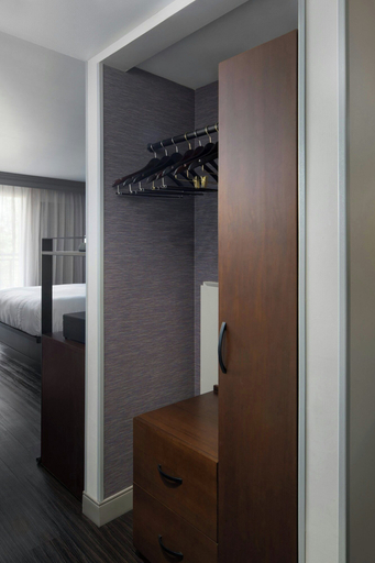 Bedroom 26