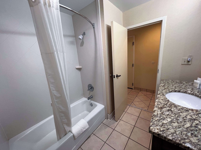 Bathroom 6