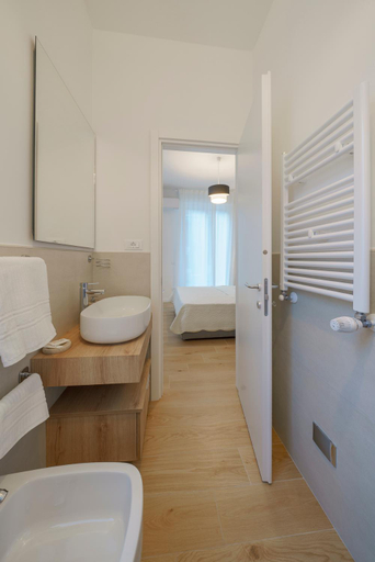 Shower 3, A Speza Affittacamere, La Spezia