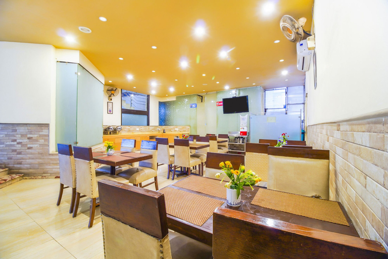 Food & Drinks 3, FabHotel Marble Arch - Nr. Karol Bagh Market, Delhi