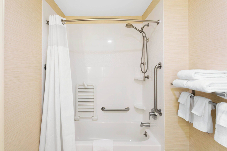 Bathroom 3, Fairfield Inn & Suites by Marriott Santa Fe, Santa Fe