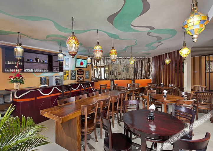 Food & Drinks 5, Flagship 2688 Guntur Hotel, Denpasar