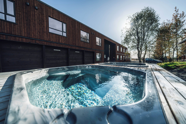 Sport & Beauty 2, Blue Hotel Fagrilundur - On The Golden Circle, Biskupstungnahreppur