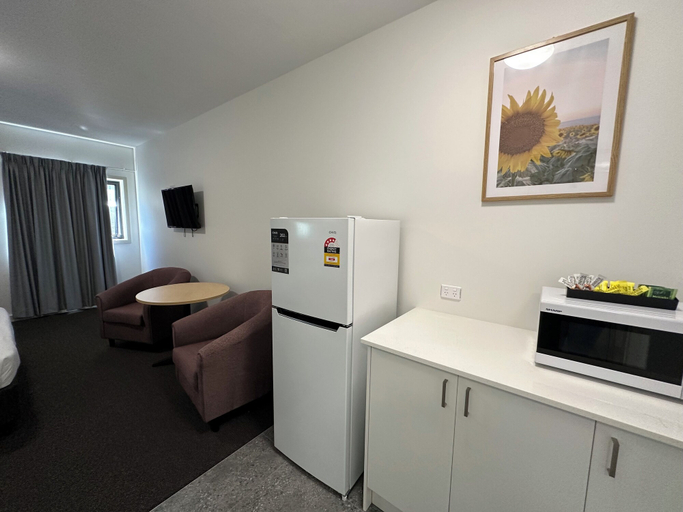 Dining Room 9