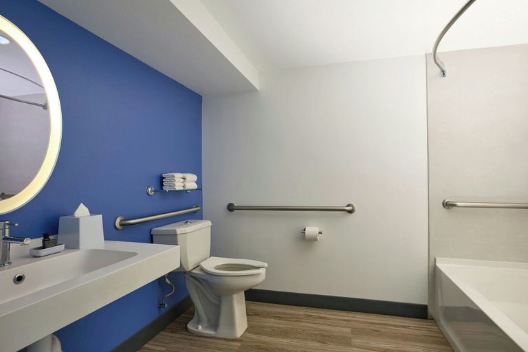 Bathroom 4, Aloft by Marriott Scottsdale, Maricopa