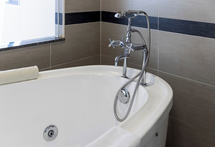 Bathroom 5, Flower Garden Hotel, Ba Đình