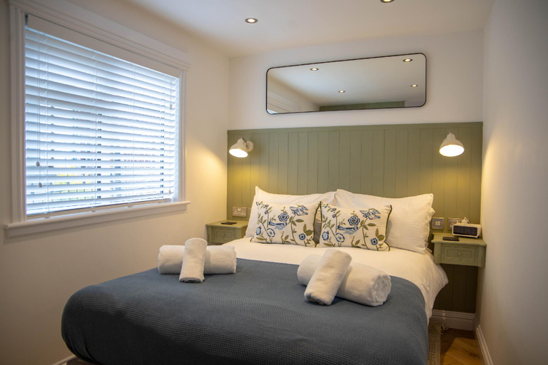 Bedroom 2, The Coracle, Shropshire