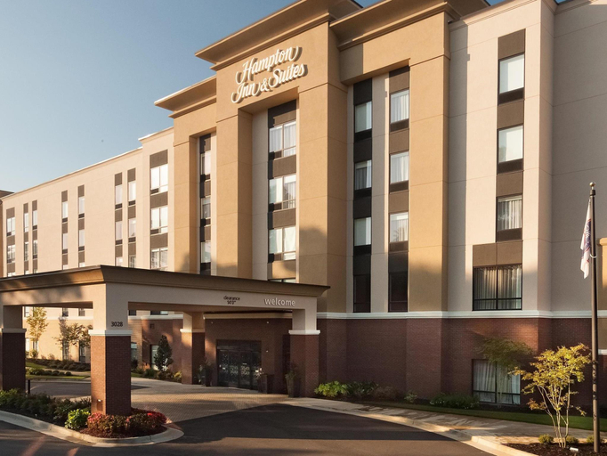 Exterior & Views 4, Hampton Inn & Suites by Hilton Augusta-Washington Rd, Richmond