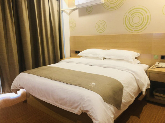 Bedroom, GreenTree Inn ( Jining Red Star Macalline Store ), Jining