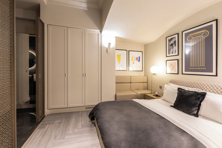 Bedroom 3, Oniro City, Attica