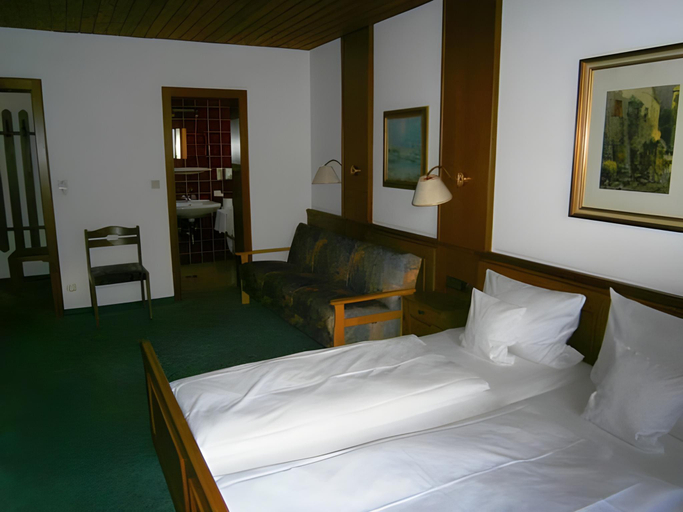 Bedroom 15