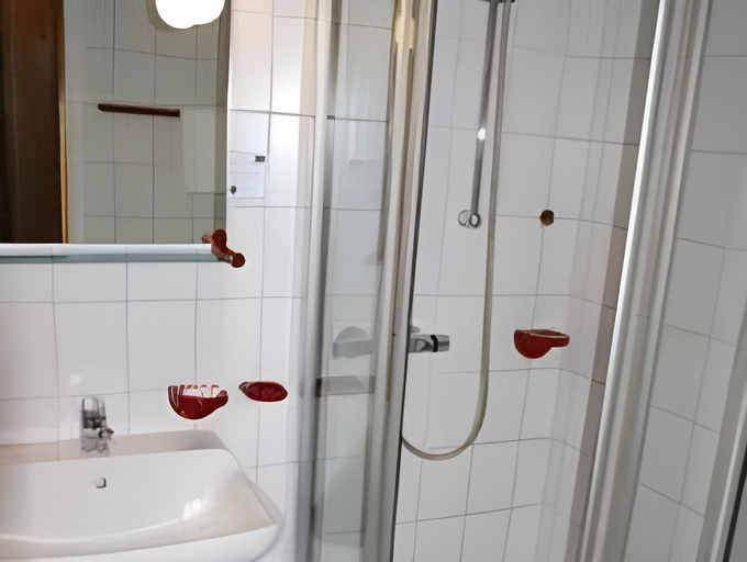 Bathroom 6