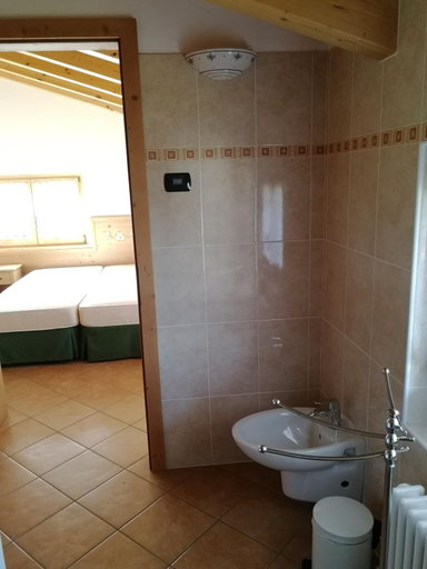 Others 5, Locanda Castil, Trento