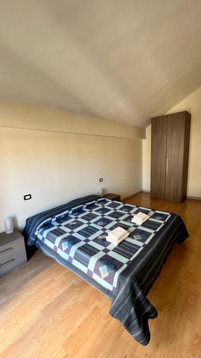 Others 3, OMA Residence, Pavia
